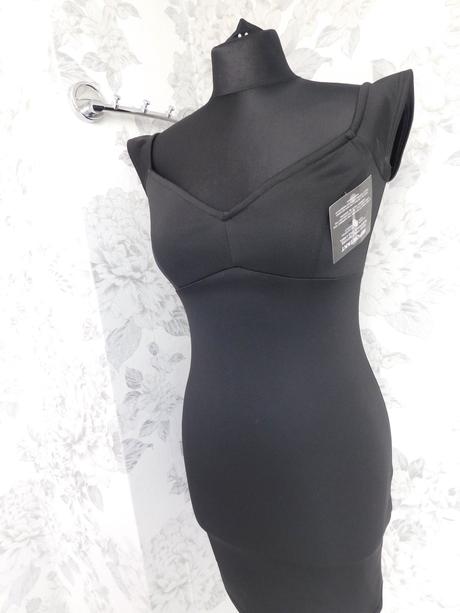 Pekne trendy elegantne šaty, 36 / s