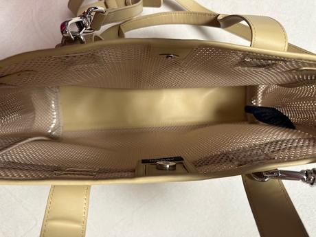 Béžová vinylová kabelka zn. armani jeans originál, armani