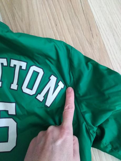 Obojstranná vetrovka, benetton,140