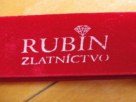 Obal na náramkové hodinky,