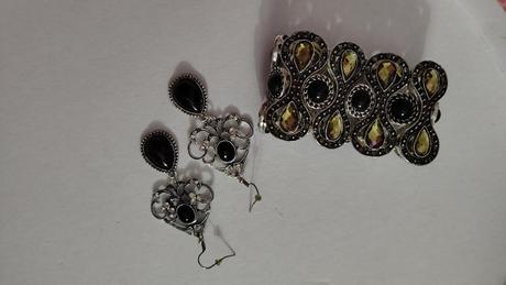 Náramok a náušnice set,