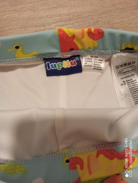 Plavky a župan pre chlapca, 104–116