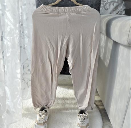 Béžové tepláky-146, 146