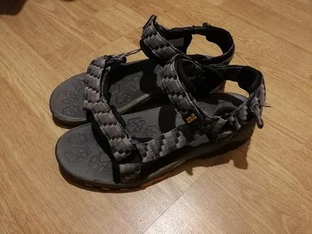 Športové sandále, jack wolfskin,35