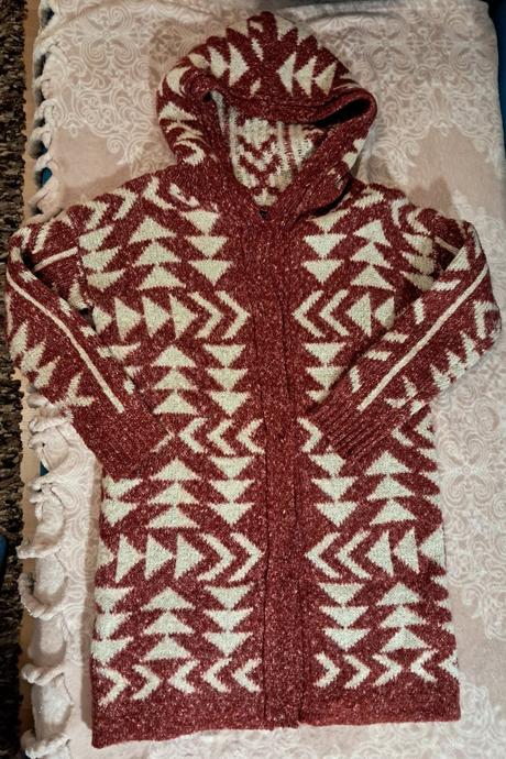 Teply sveter s, amisu,s