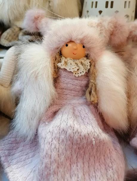 Bábika ružová s keramickou hlavičkou, 