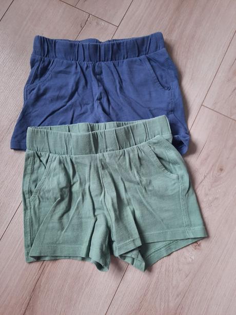 Šortky 92, h&m,92