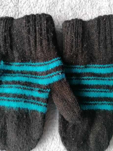 Dvoje rukavice, h&m,110