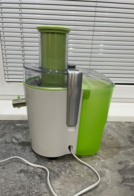 Odšťavovač bosch mes25g0 700w, bosch