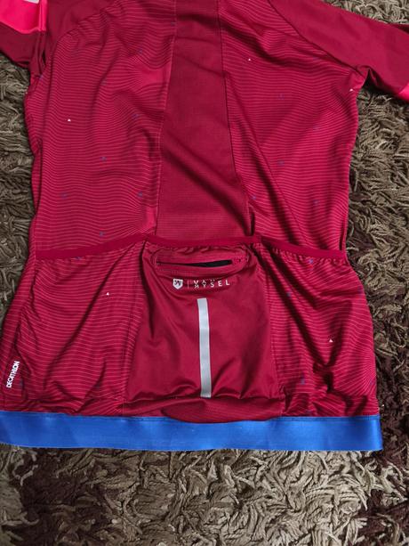 Cyklistické tričko nenosené, decathlon,xs