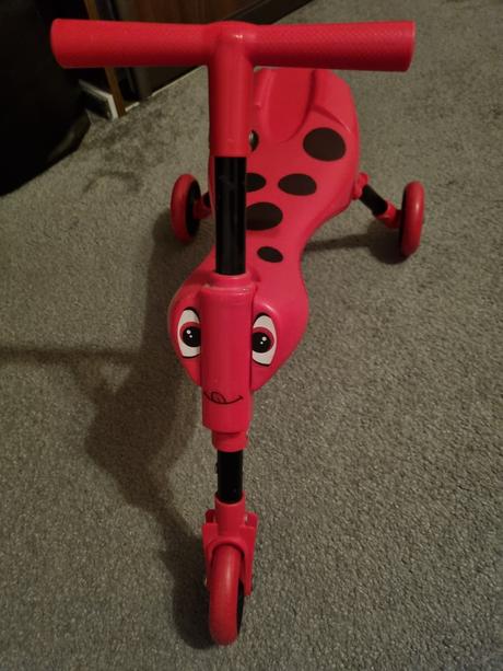 Odrážadlo pre dievčatá, 