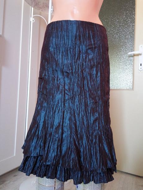 Spoločenská sukňa, m