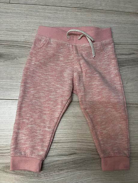 2 kusy tepláčikov so šnúrkami, primark,80