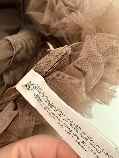 Zara top na jedno rameno s bohatými volánmi, zara,s