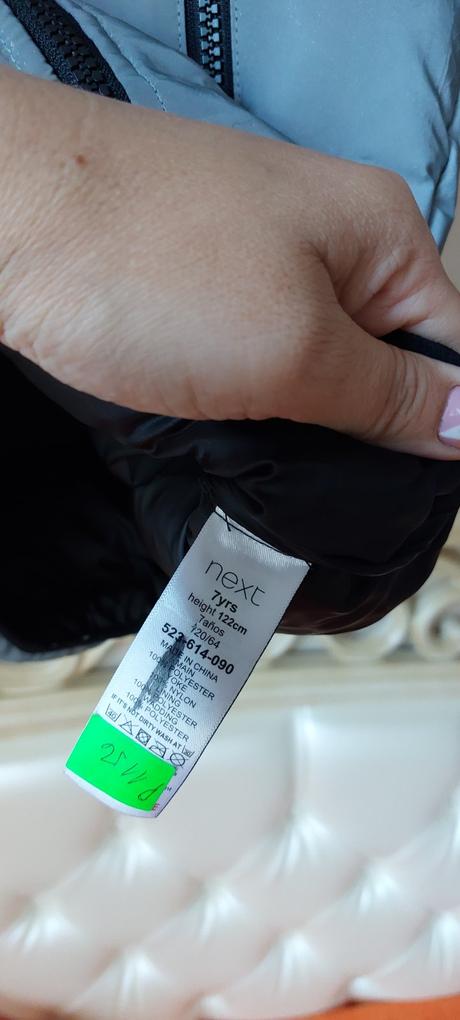 Paperova bundicka next, next,122