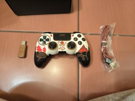 Assassin shadow creed ovládač, 