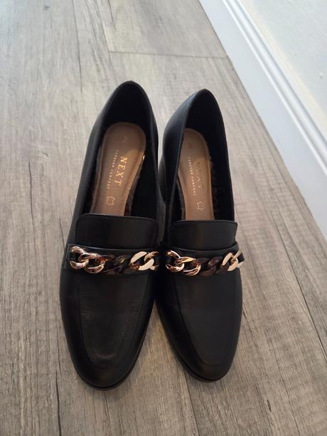 Mokasíny s retiazkou, next,40