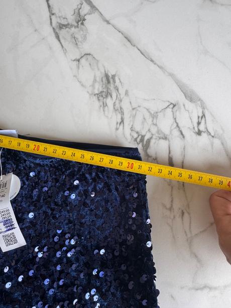 Nová. mini flitrova sukňa lindex 128, lindex,128