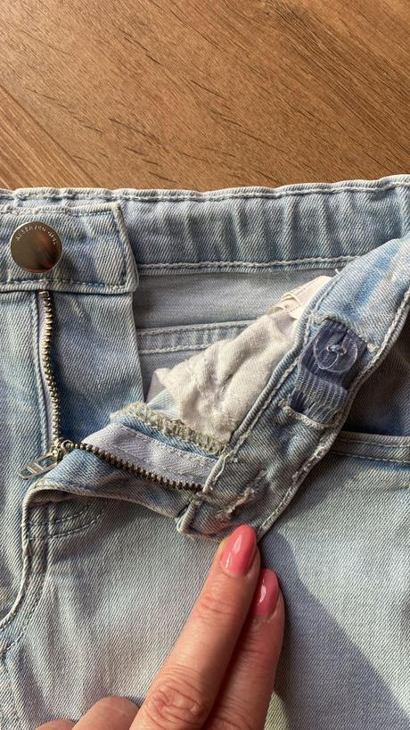 Sukňa., reserved,128