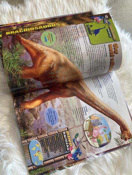 Dinosaury obry z dávneho praveku,