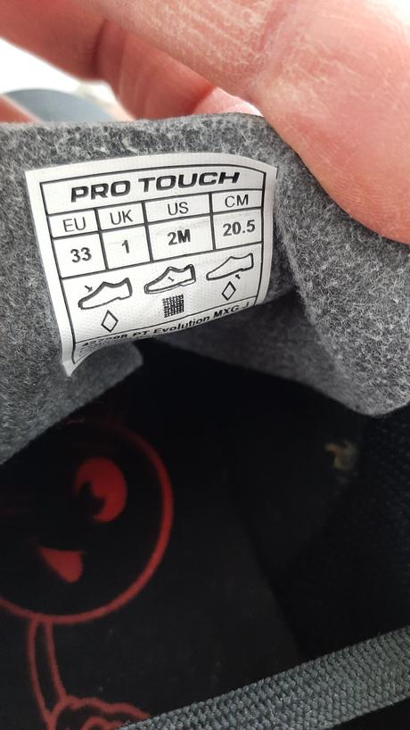 Kopačky pro touch, 33