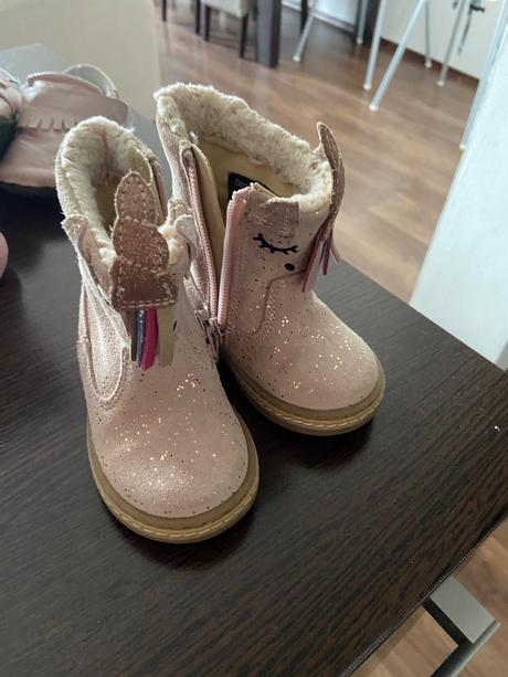 Topanočky next, next,19