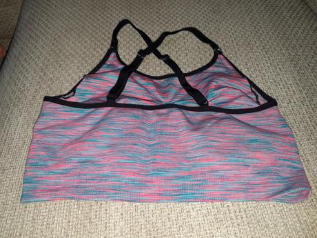 Dievčenská podprsenka, 158