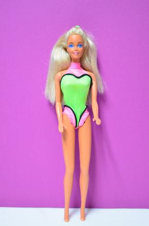 Barbie bábika, 