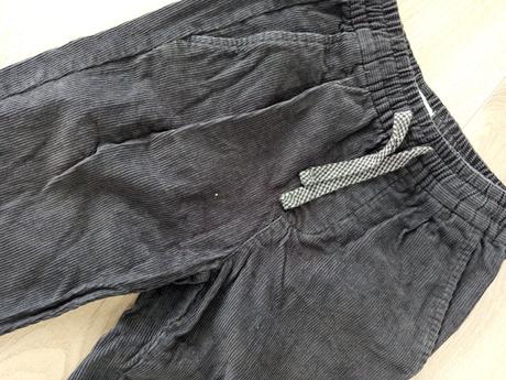 Menčestrove nohavice, reserved,140