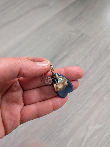 Náhrdelník s náušnicami, 