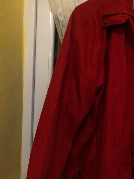 Červená dámska bunda, xxl