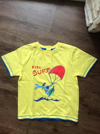 Tricko so zapínaním na chrbte, 98