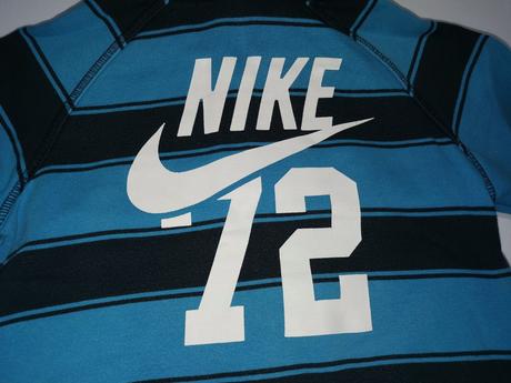 Mikina nike s pásmi, nike,110