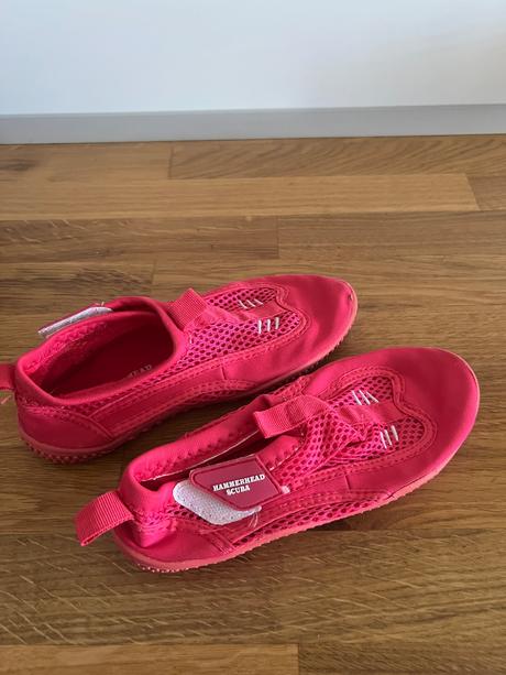 Topánky do vody, 33