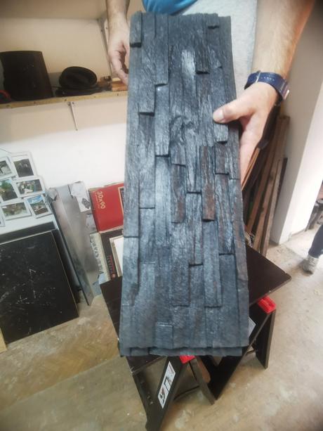 Polystyrenovy obklad čierny, 