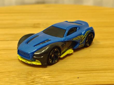 Zberateľský model zuru metal machines raizer 2018,