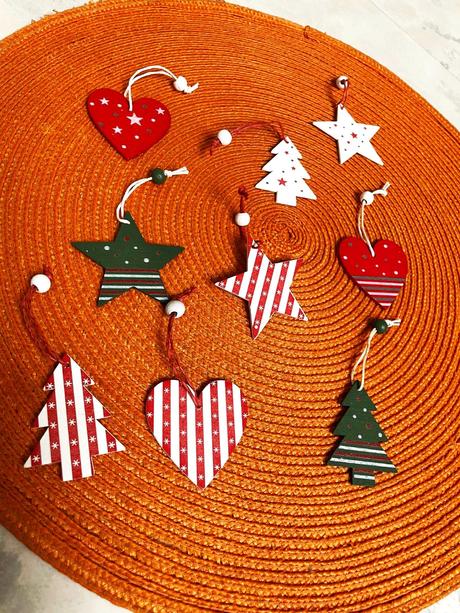 Drevené naturálne ozdoby 36 ks, 