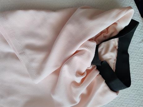 Dievčenská sukňa, 164