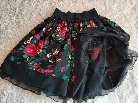 Kvetinove sukne folk - velk.36 a 38, 36