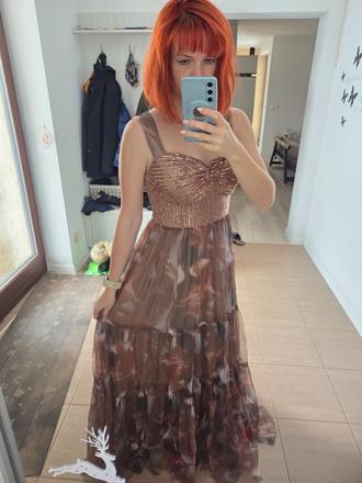 Nové spoločenske šaty, m