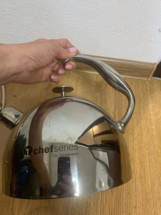Čajník tupperware,