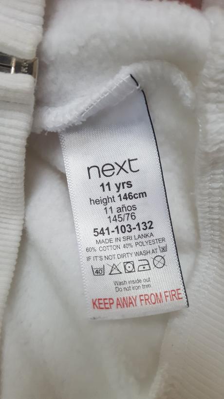 Mikina so zaujímavými rukávmi, next,146