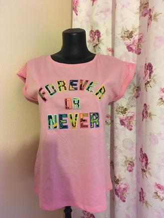 Ružové tričko, 152