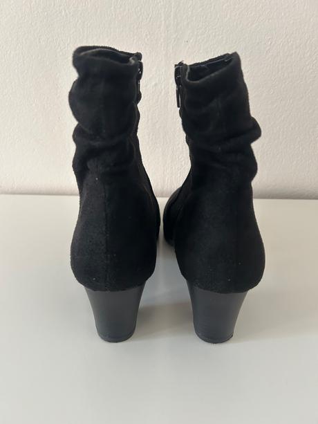 Kotníkove čižmy, 39