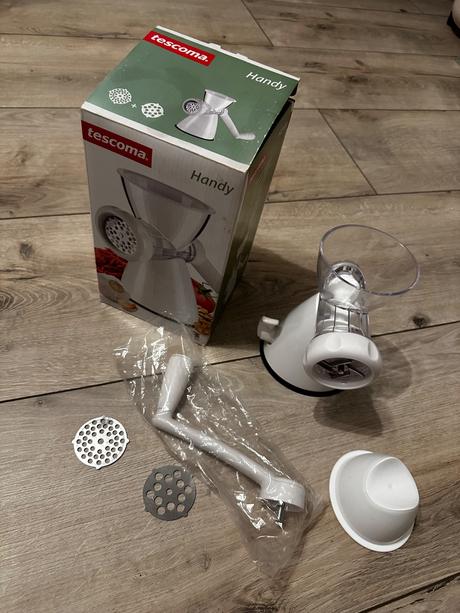 Mlynček na mäso (tescoma), 