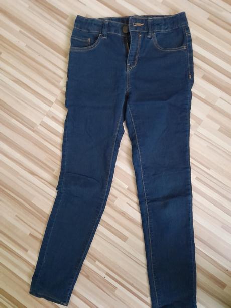 Dievčenské rifle, c&a,140