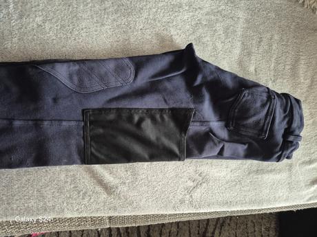 Jazdecke nohavice, 164