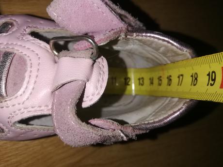 Sandálky č. 22, 22