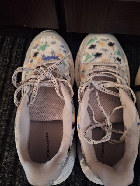 Tenisky, reserved,37