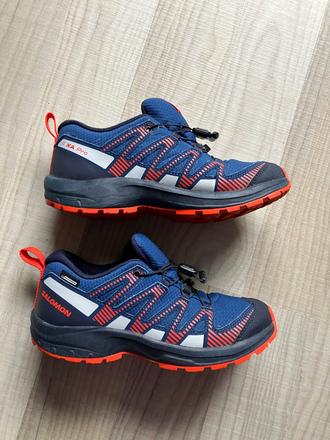 Turisticke topánky, salomon,35